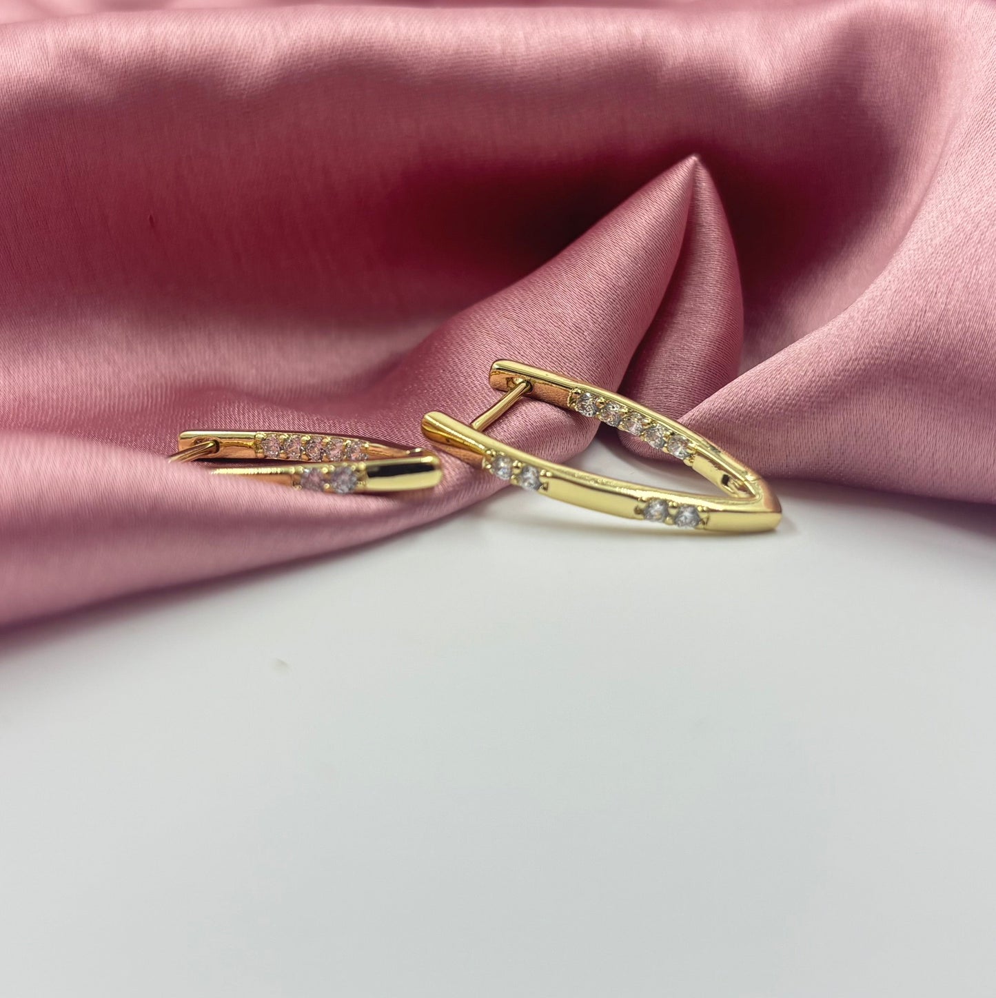 Premium Gold look-alike Minimal Earring