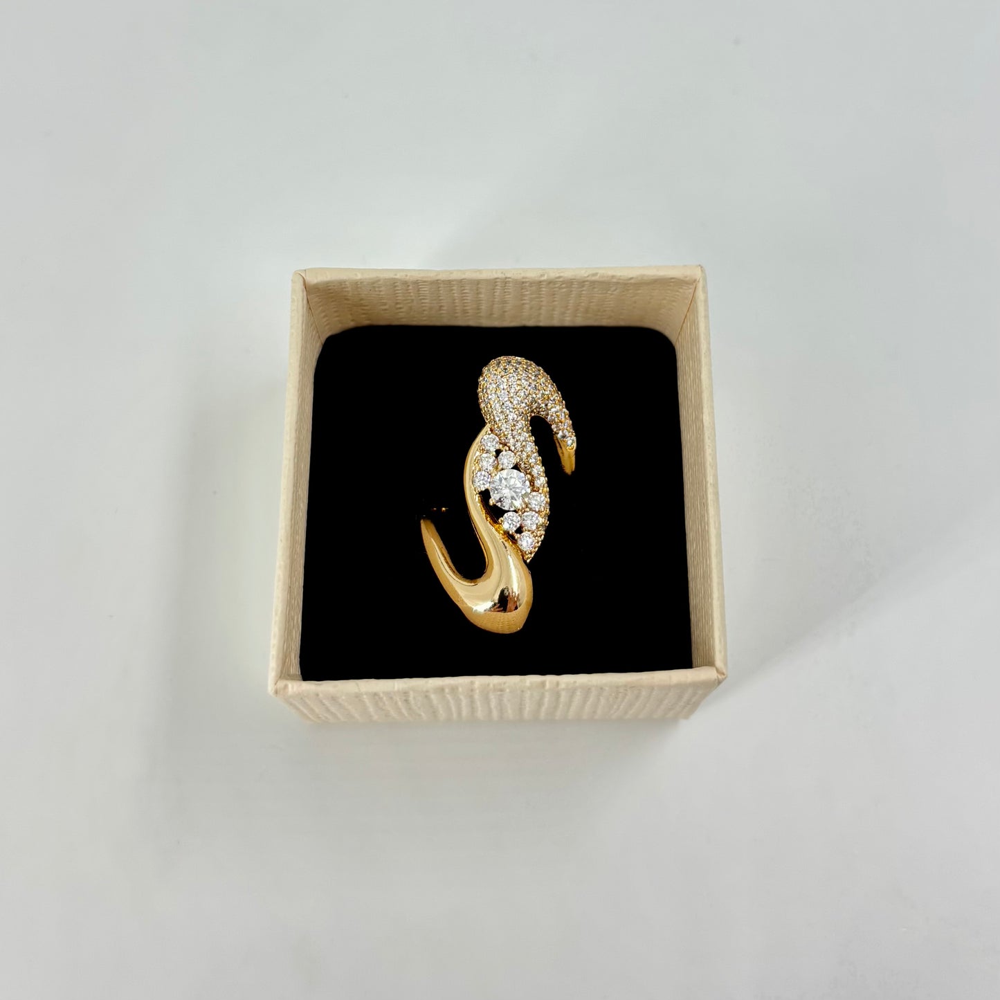 Swan-Inspired Rose Gold Ring