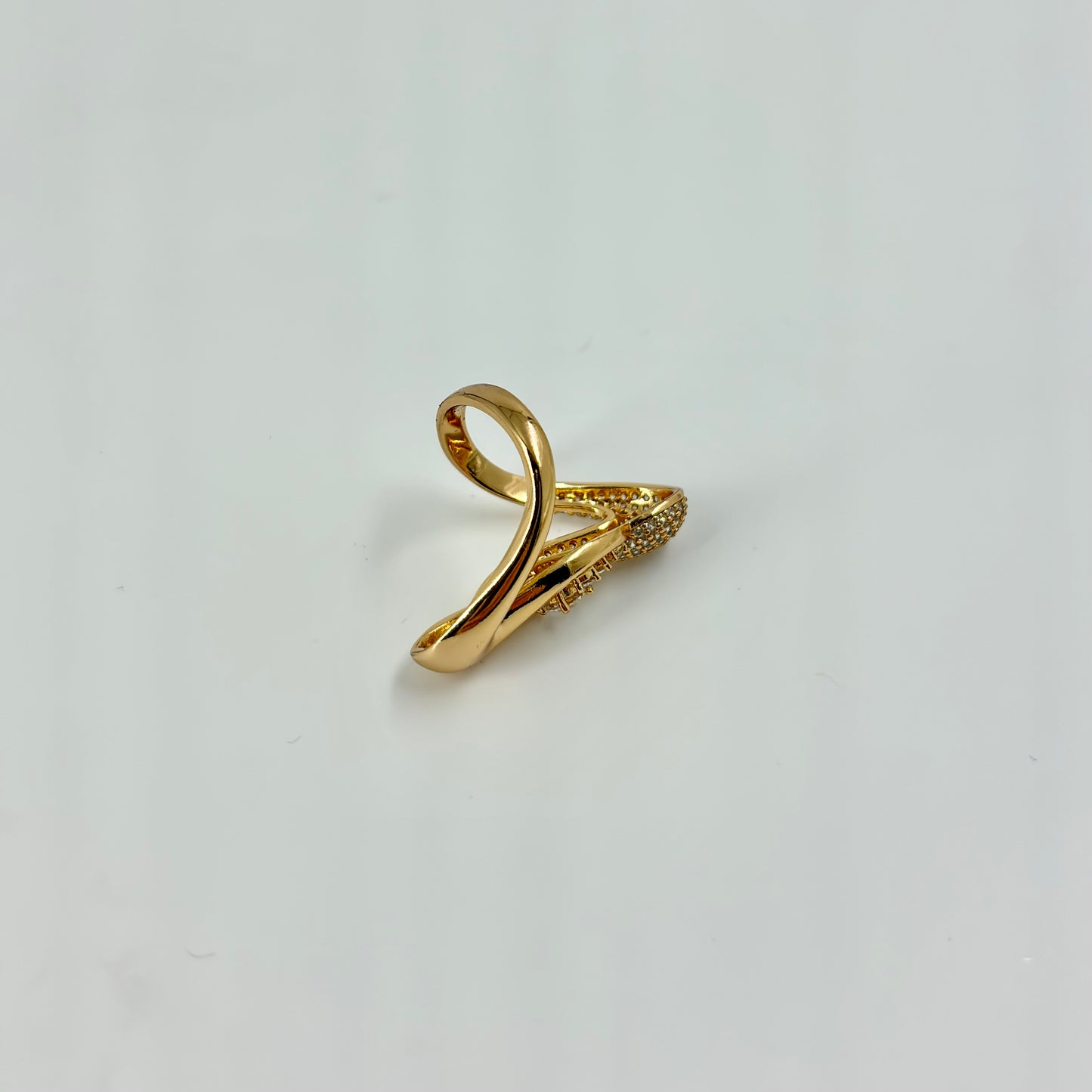 Swan-Inspired Rose Gold Ring
