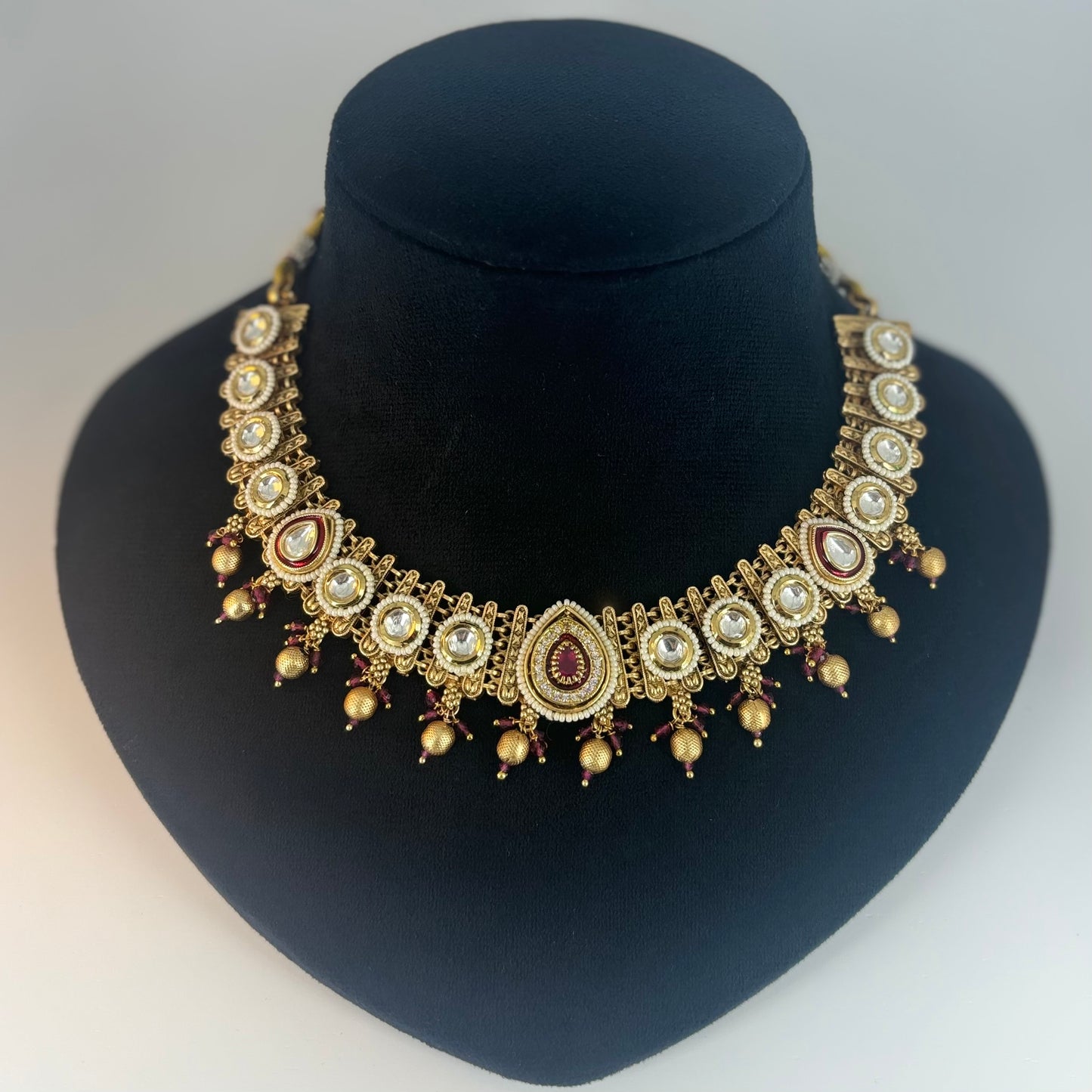 Rajwadi Kundan Necklace Set