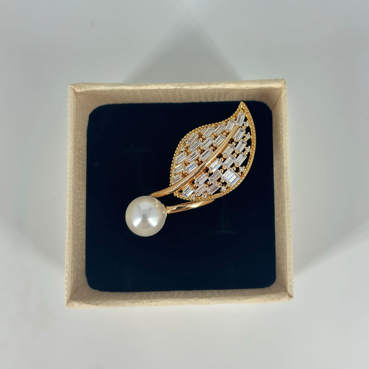Adjustable Leaf Pattern Ring