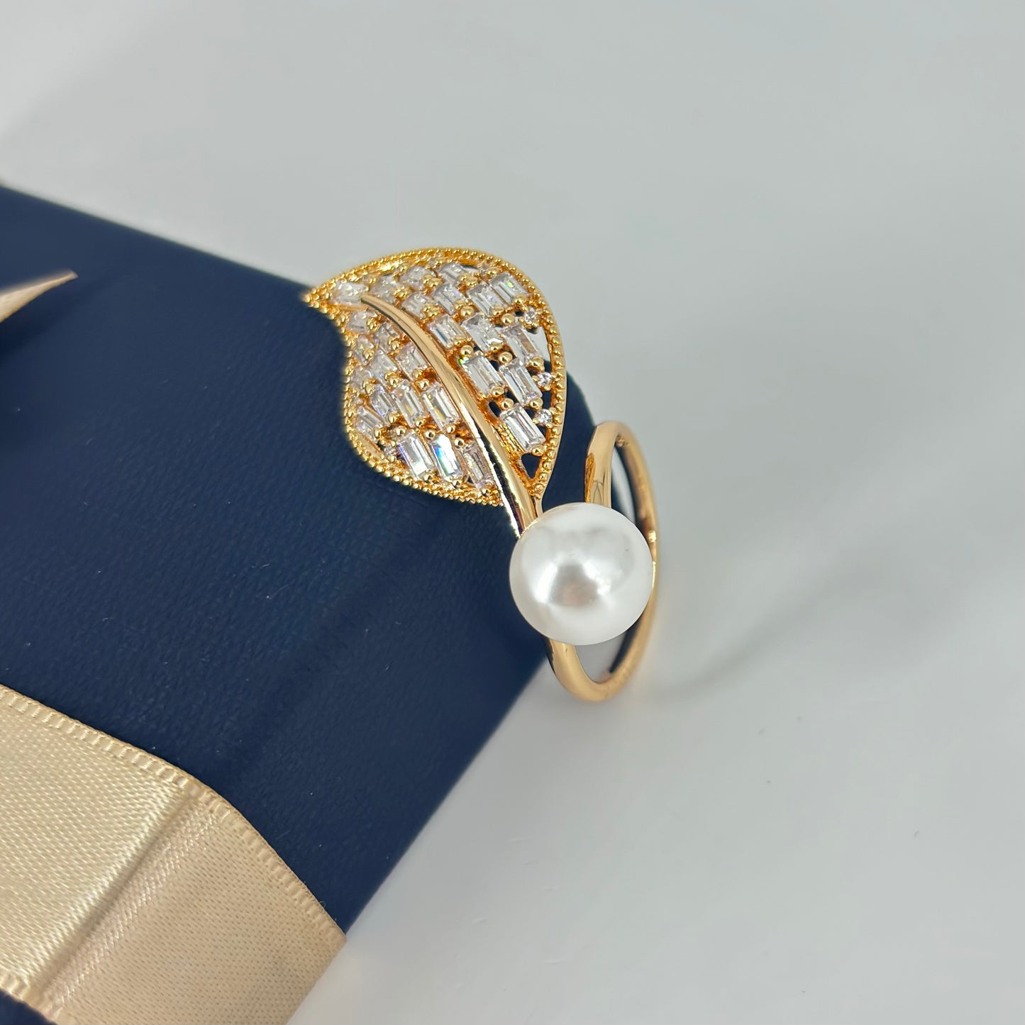 Adjustable Leaf Pattern Ring