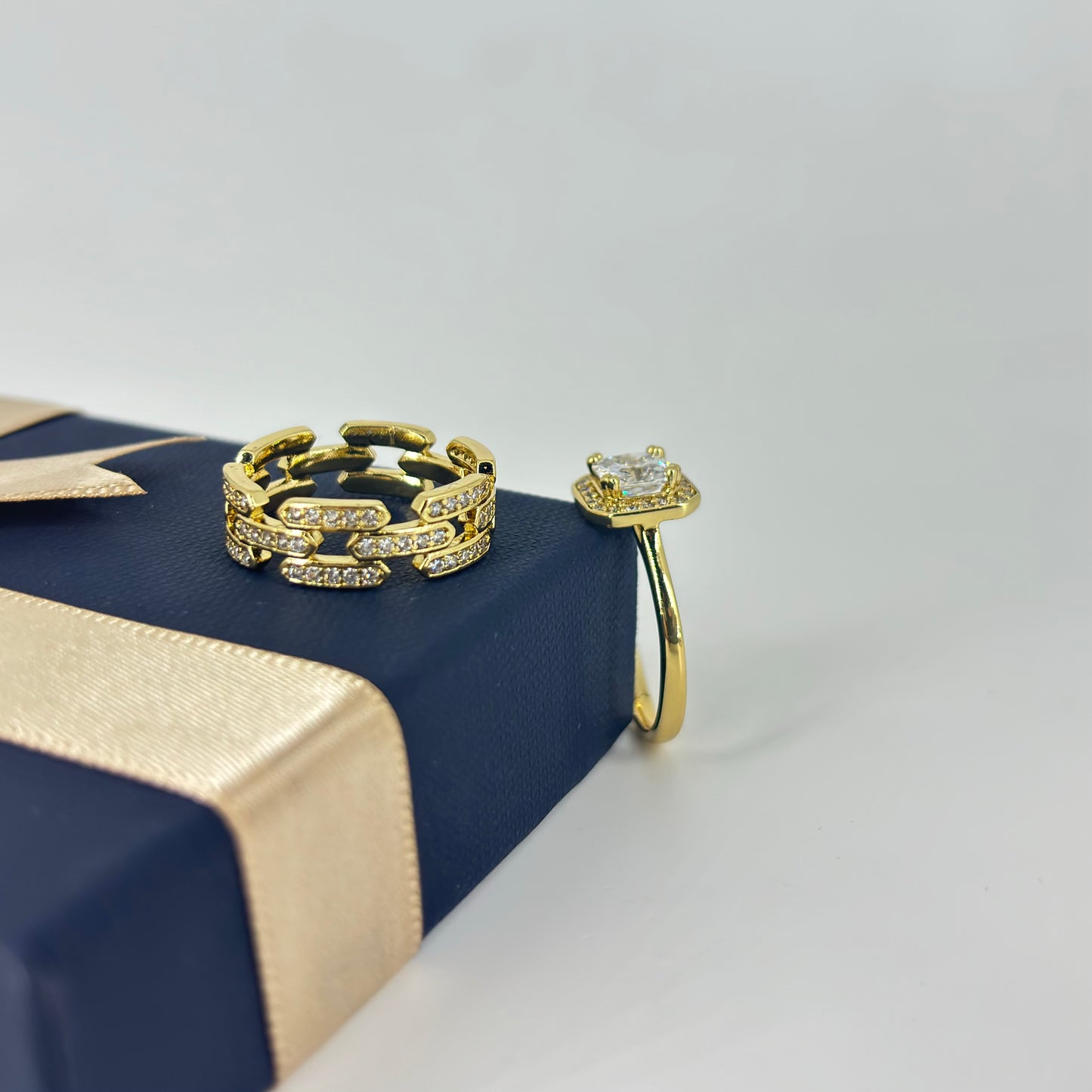 Solitaire & Chain-Link Ring Combo Set