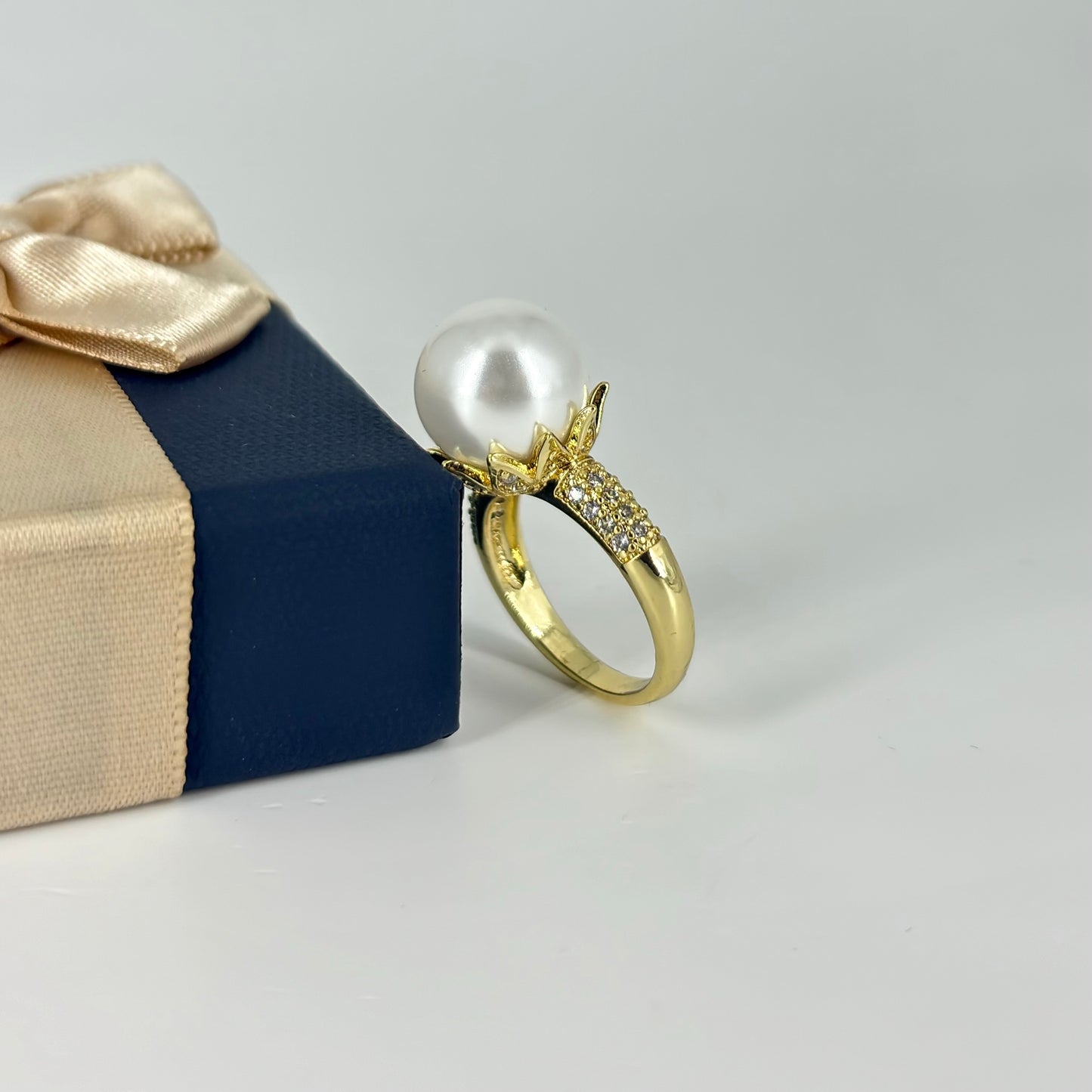 Pearl Crown Ring
