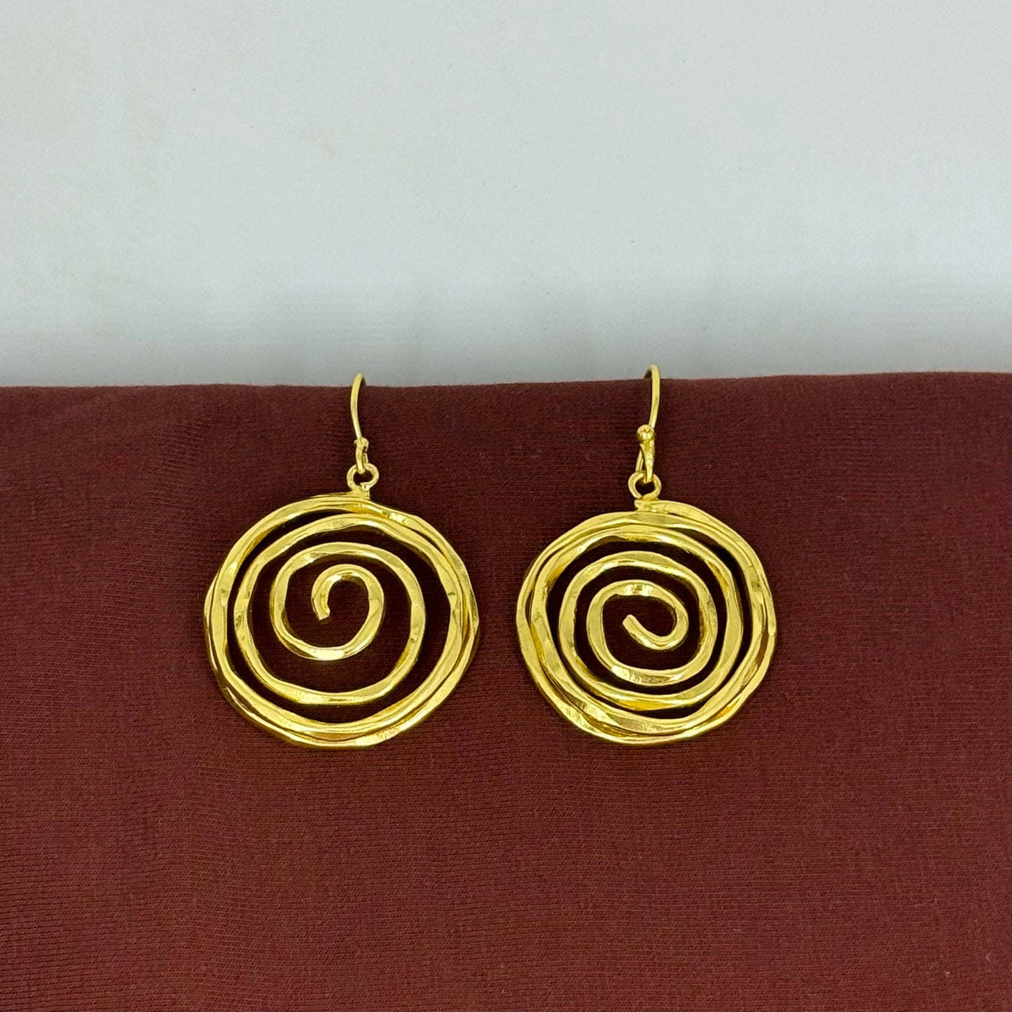 HANDMADE CIRCLE EARRING