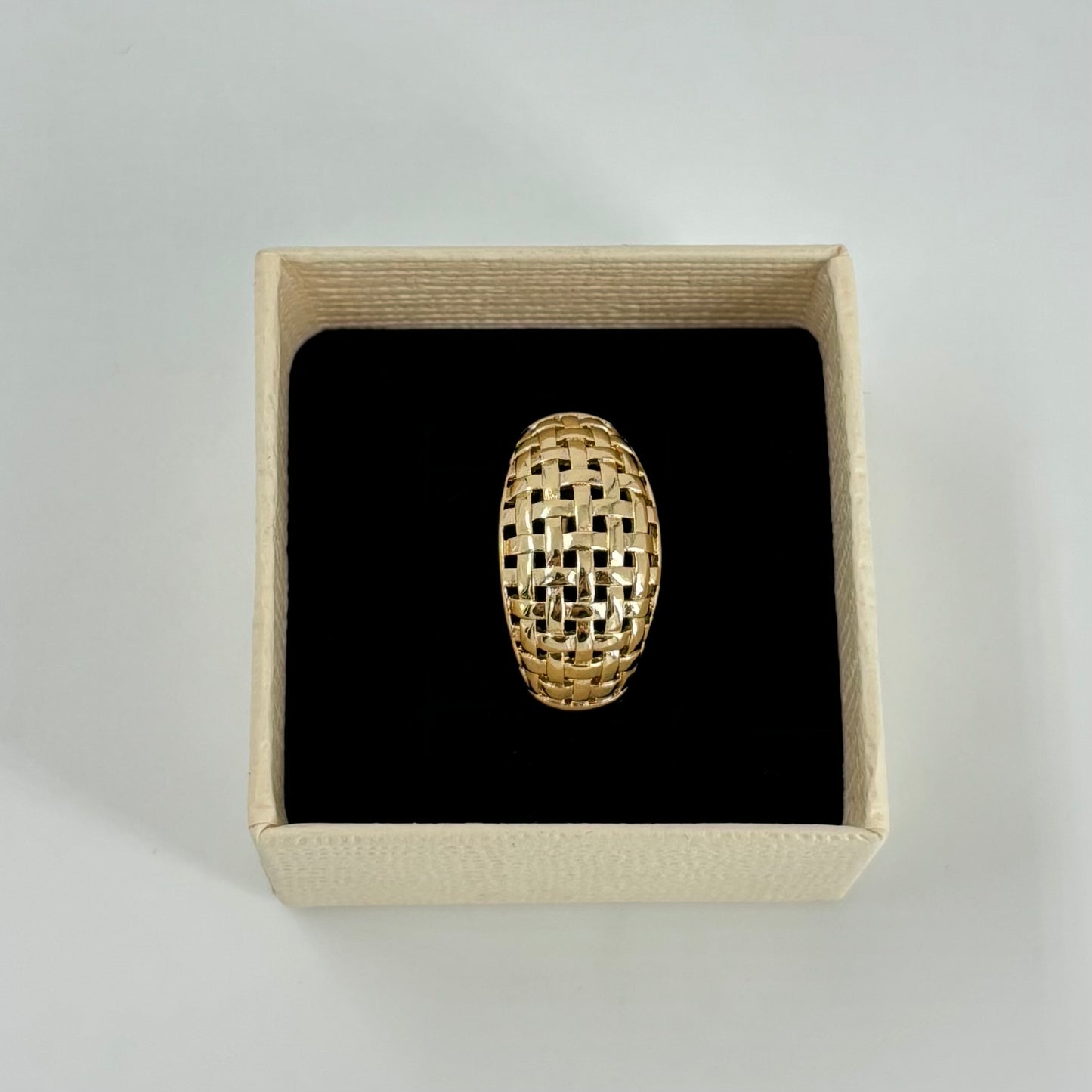 Mesh Dome Ring