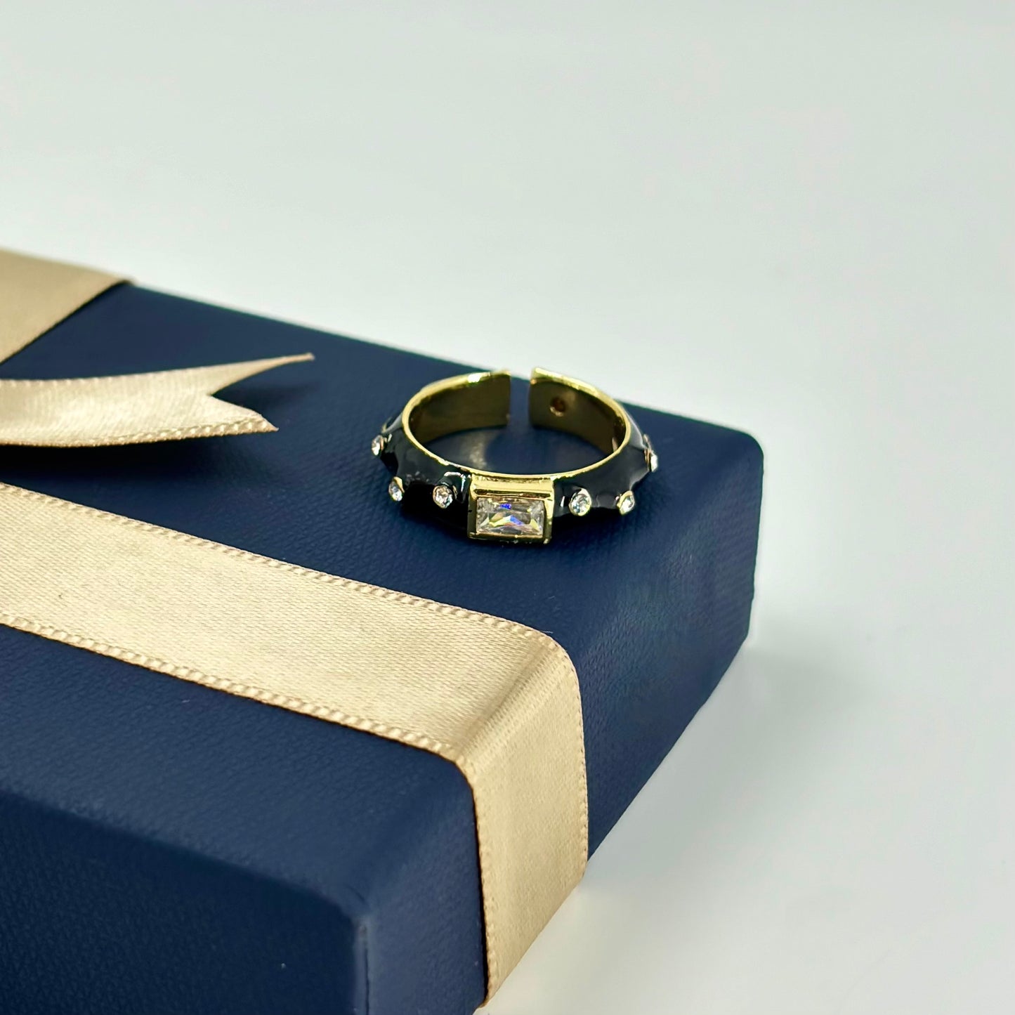 Elegant Black Enamel & Gold-Plated Ring