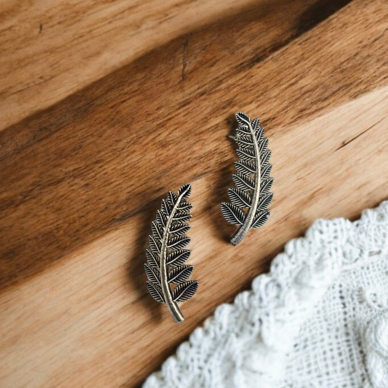 Antique Leaf Stud Earrings