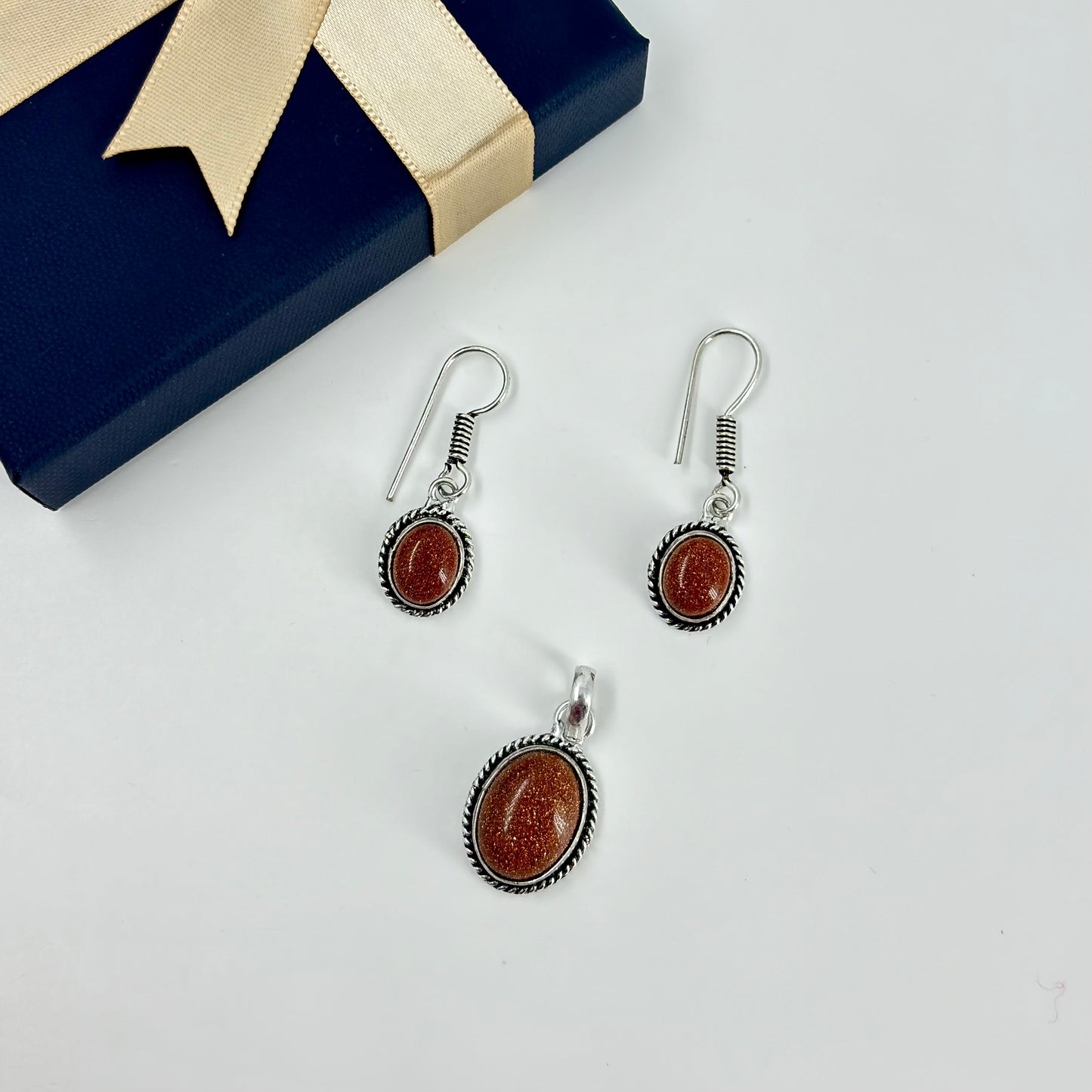 Natural Sunstone pendant & earring set