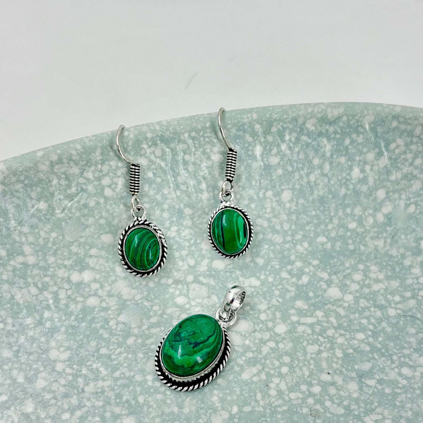 Natural Malachite stone pendant & earring set