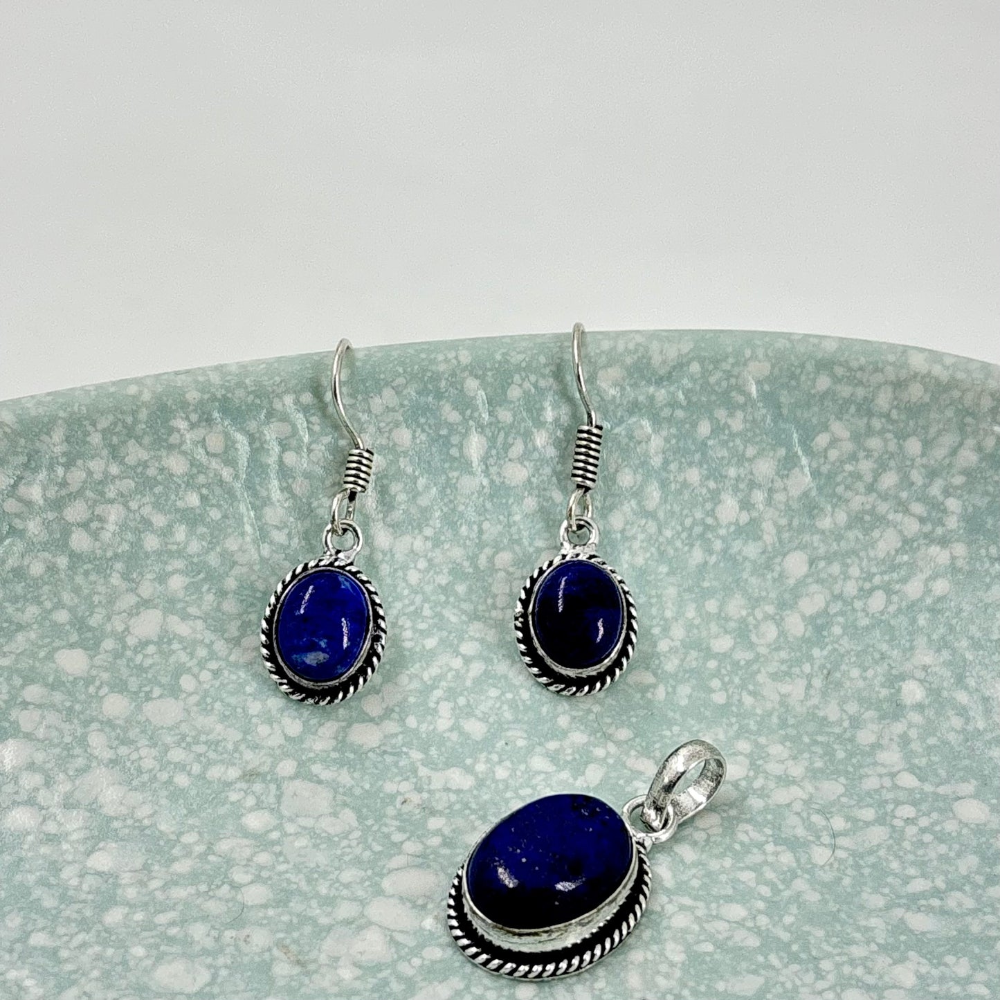 Natural Lapis Lazuli stone pendant & earring set