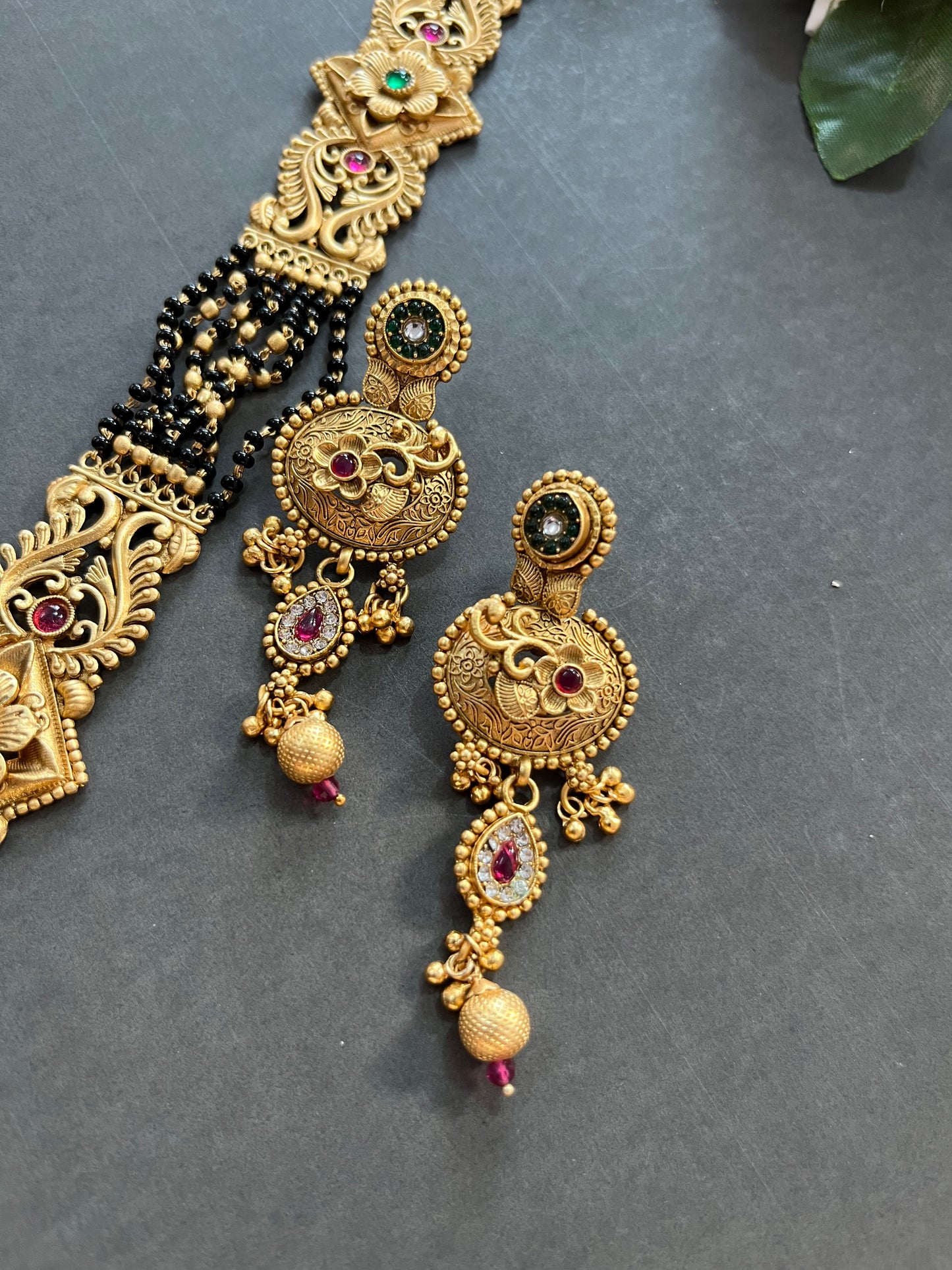 MANGALSUTRA LONG 28 INCH