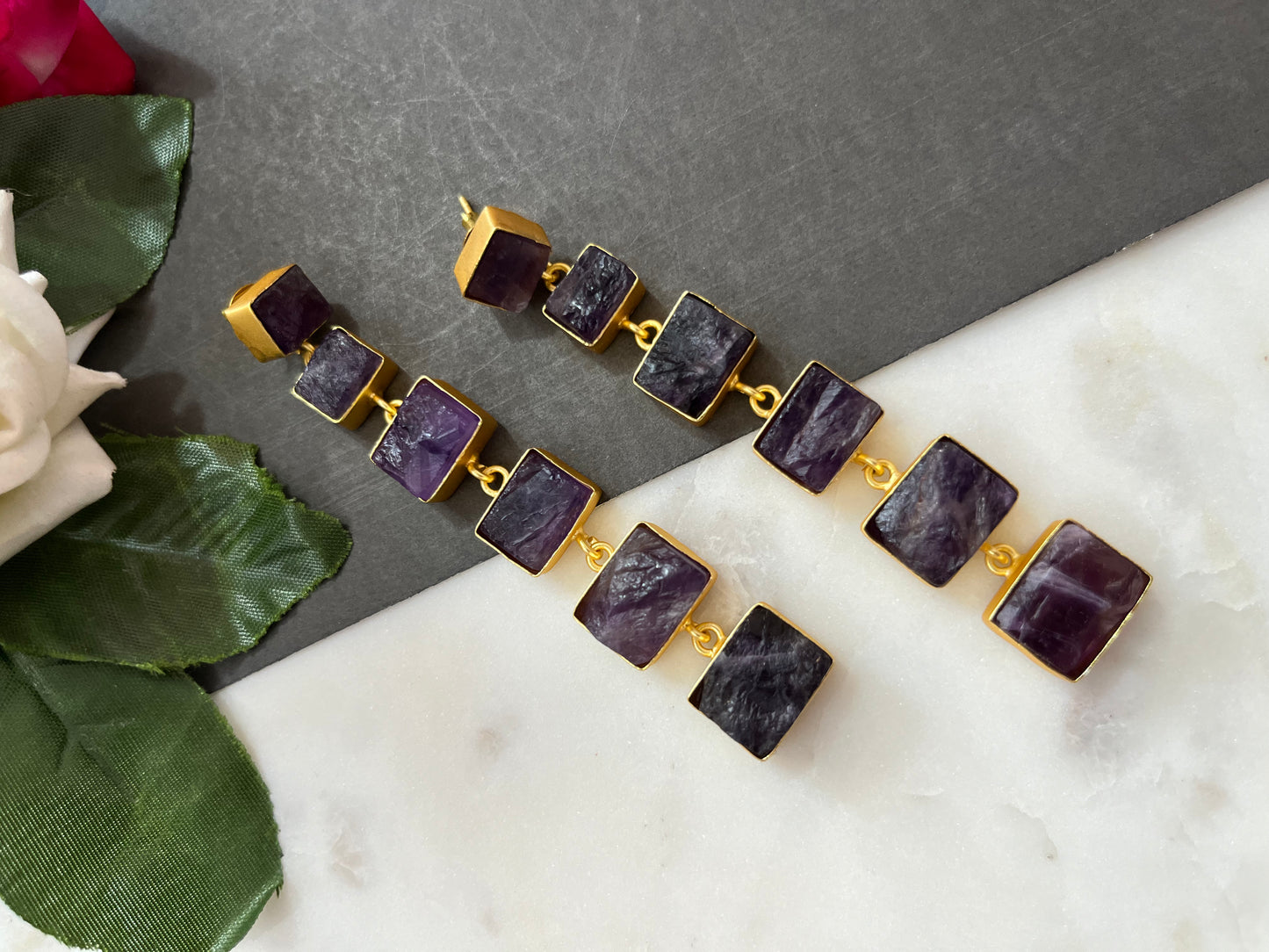 NATURAL STONE DANGLER