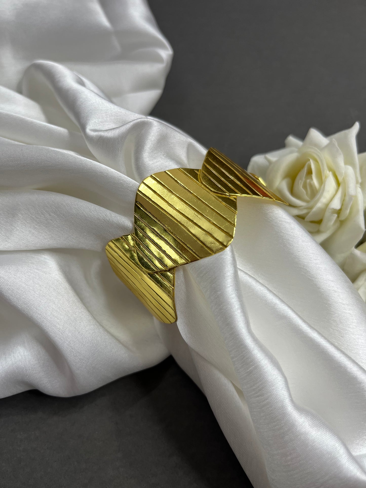 HANDMADE BANGLE
