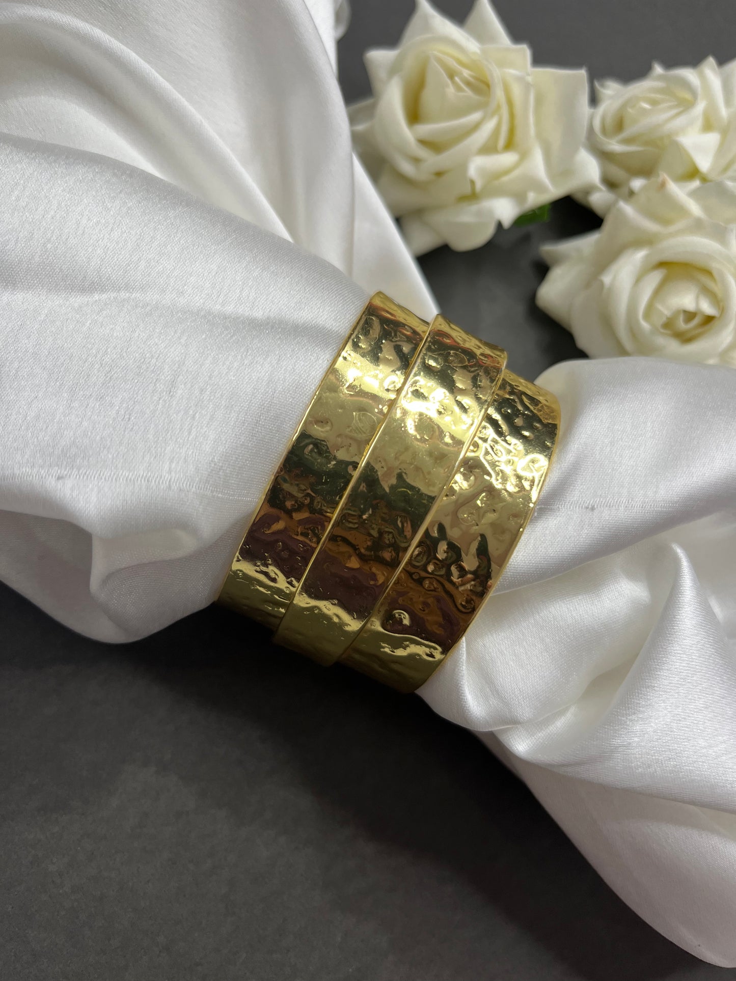 HAMMERED BANGLE