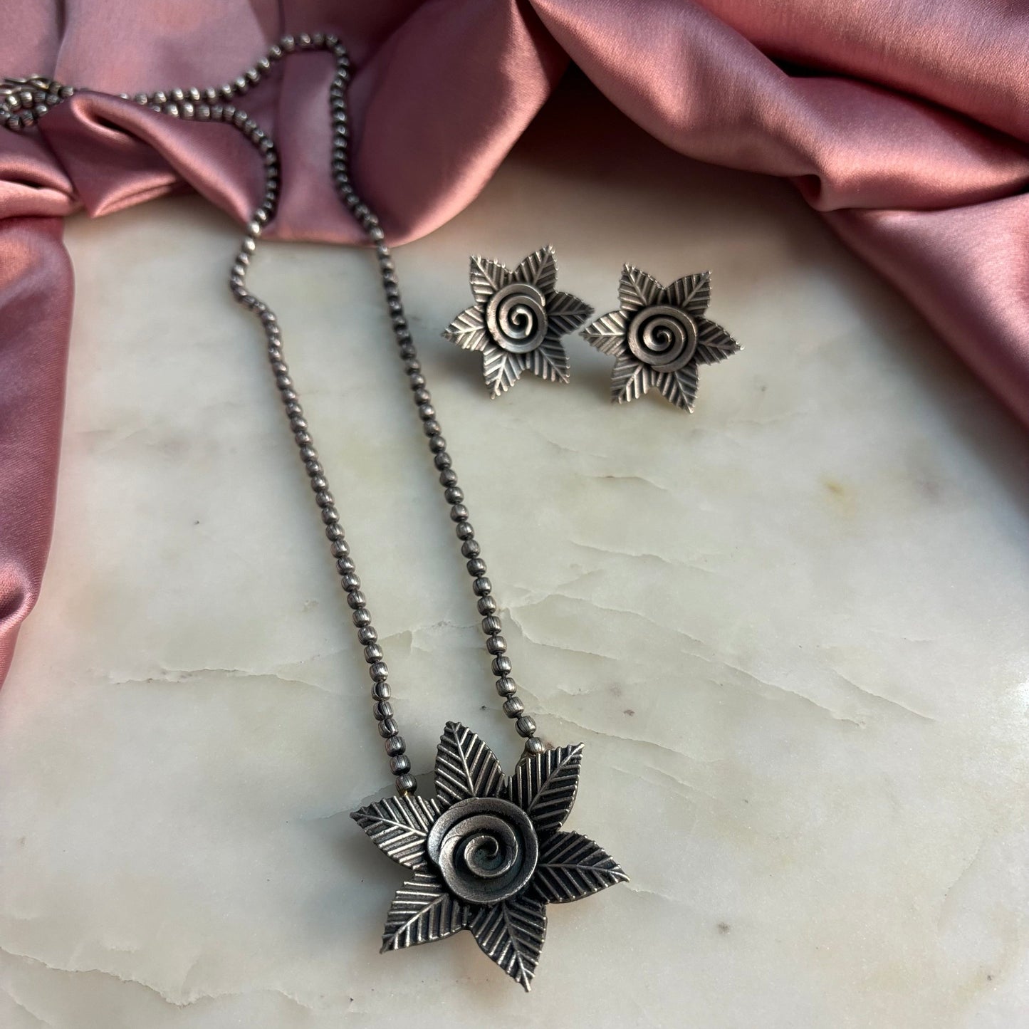 SLA Chain Pendant Set