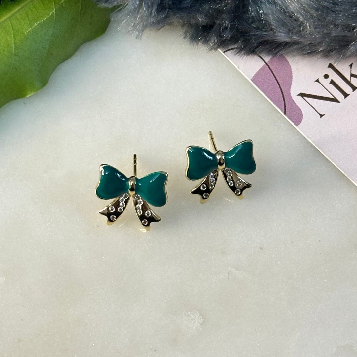 Bow-shaped Ear Stud