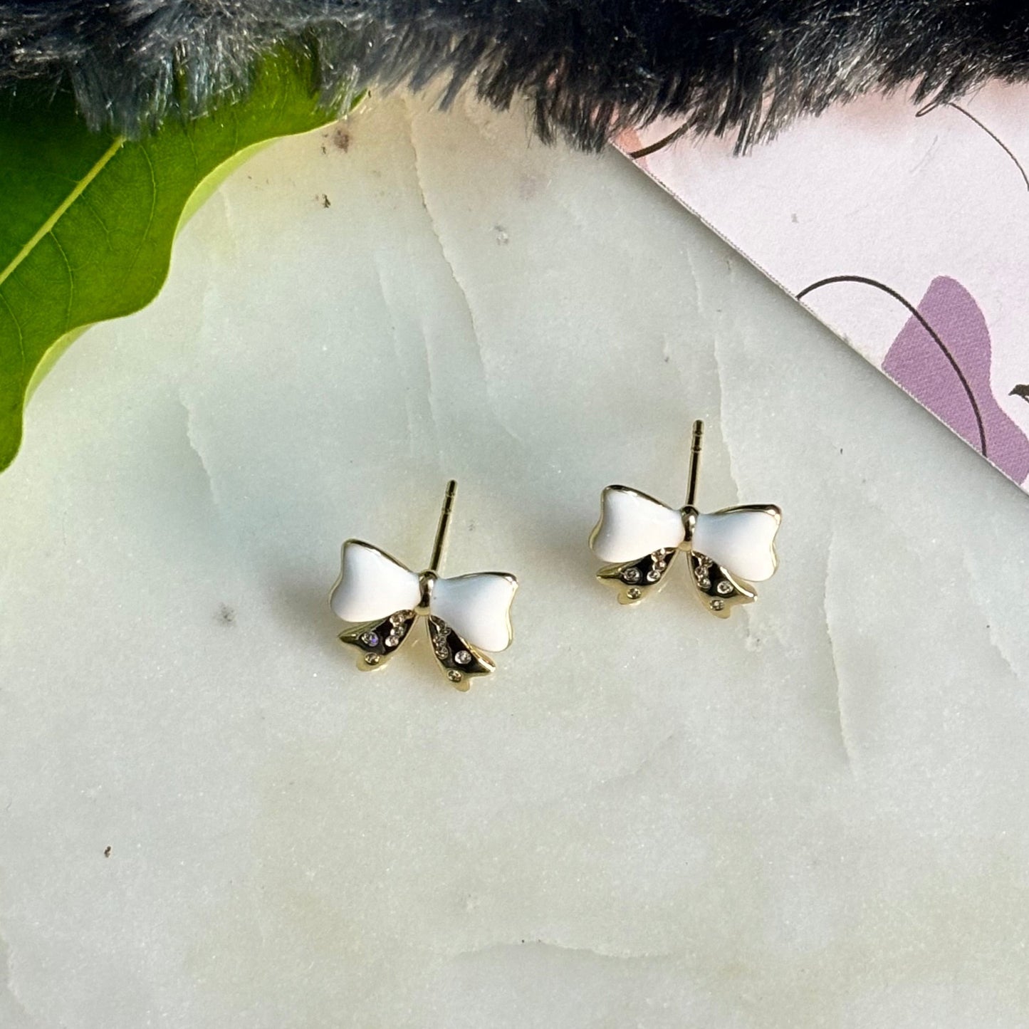 Bow-shaped Ear Stud