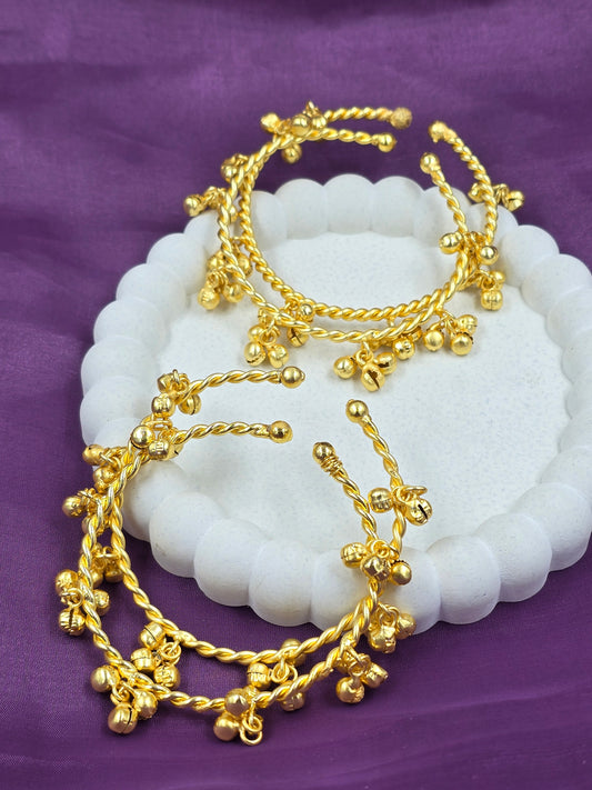 Gold-Toned Ghungroo Twist Kada Set- FREE SIZE