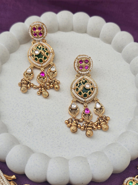 Antique Temple Necklace with Multicolour Stone Detailing