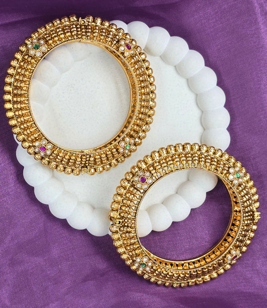 Rajwadi Bangle in Openable screw