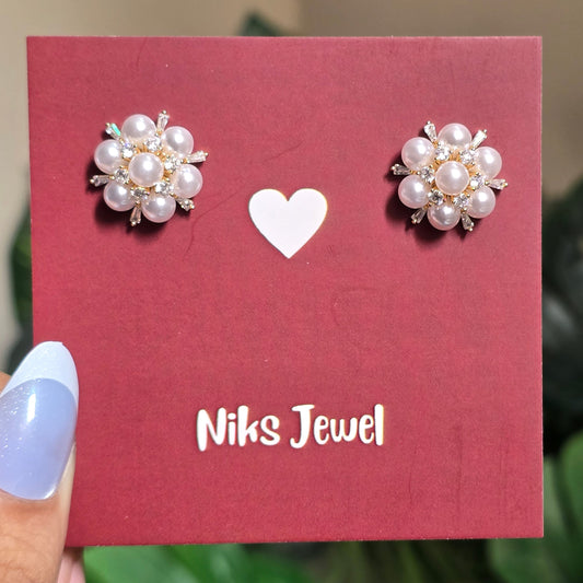 Elegant Pearl Floral Stud Earrings ✨
