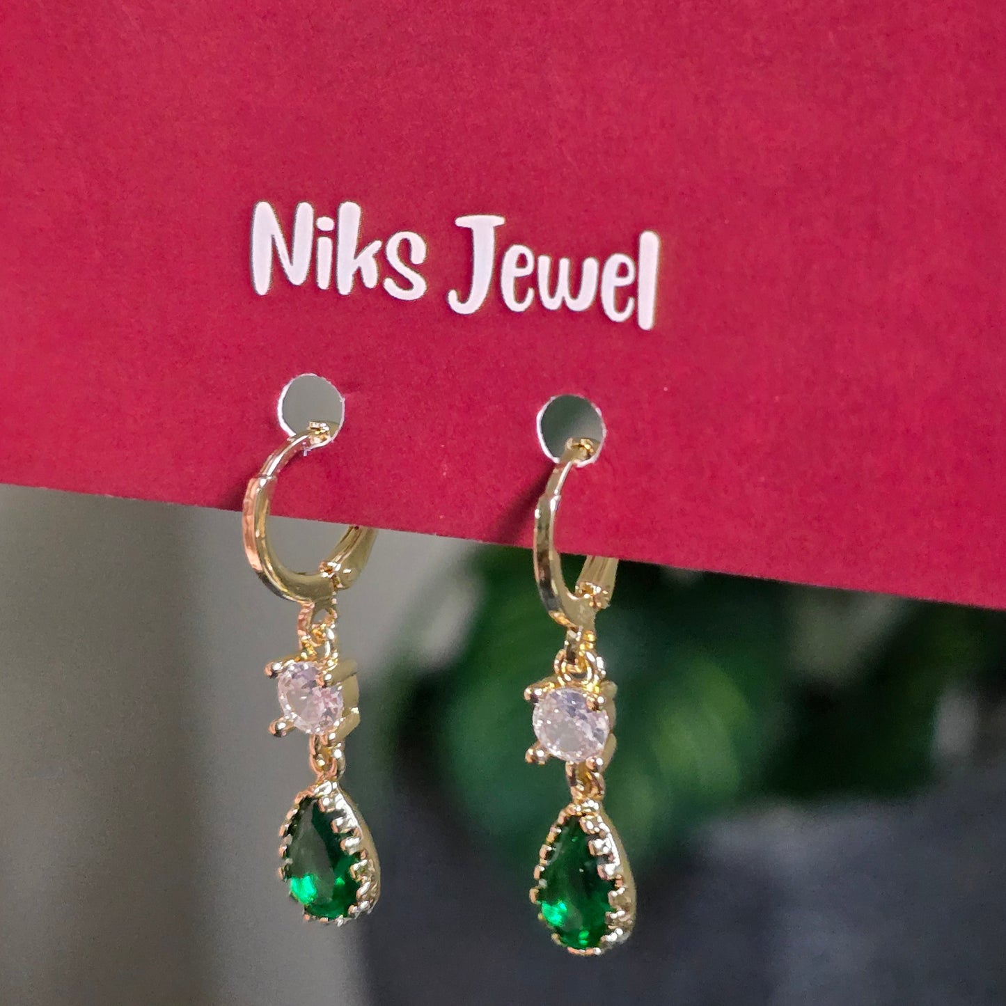Emerald Green Teardrop Crystal Drop Earrings.