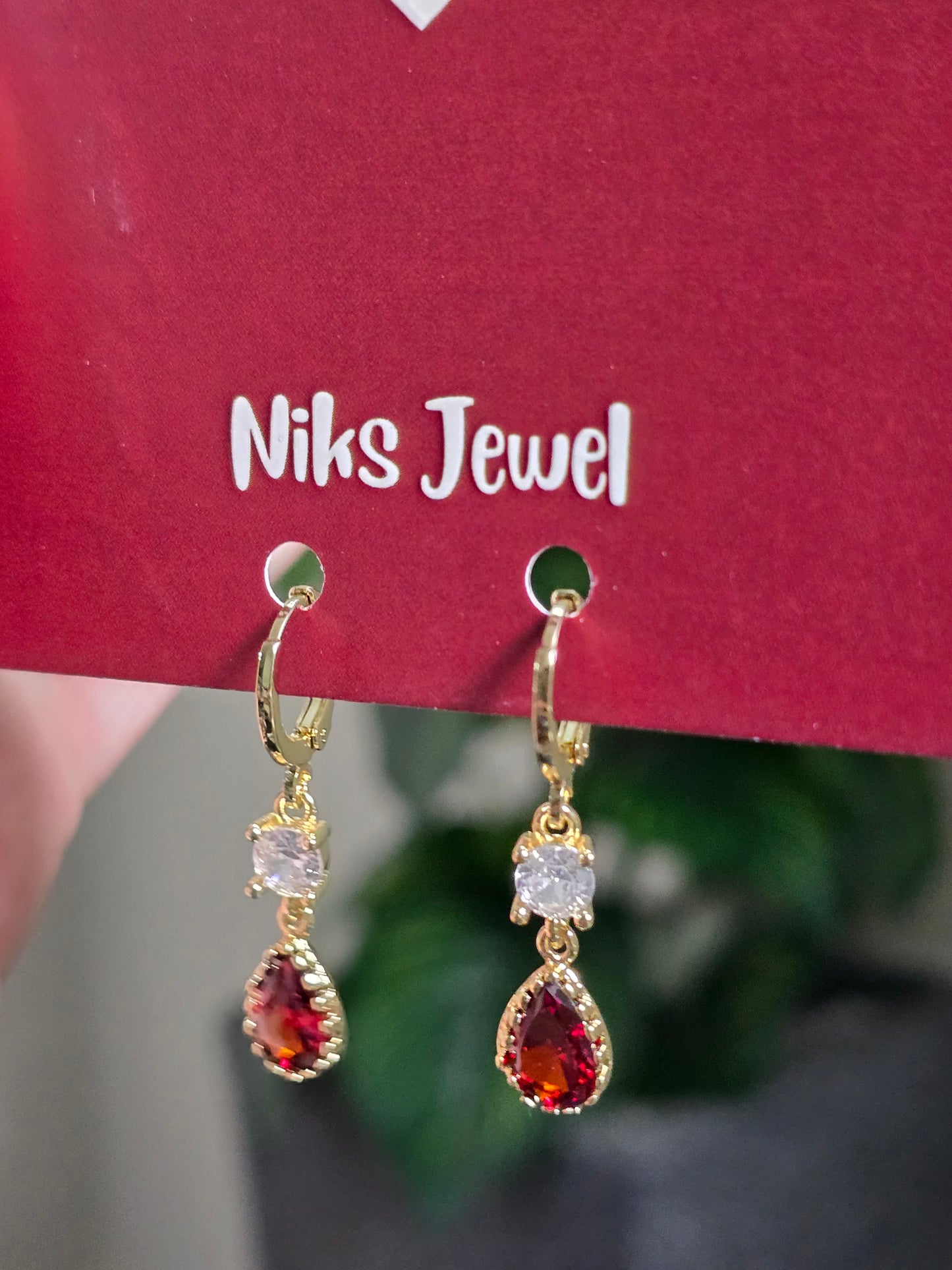 Emerald Green Teardrop Crystal Drop Earrings.