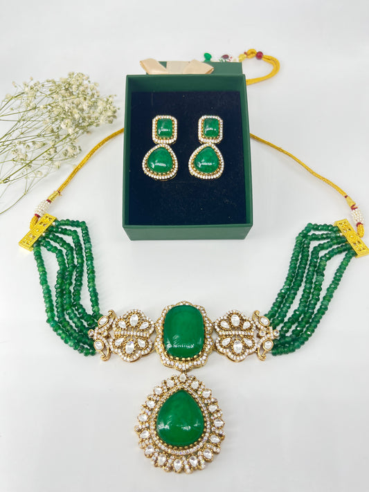 Doublet stone with polki choker