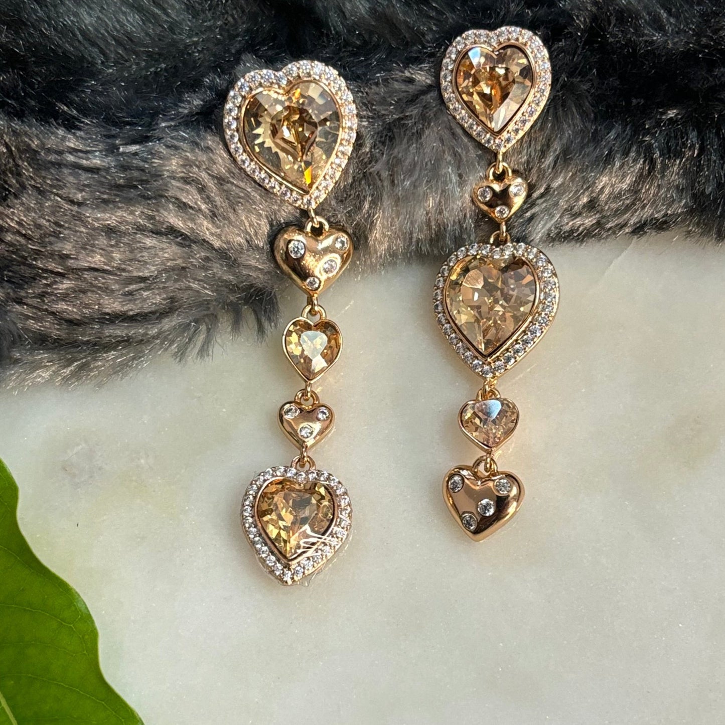 HEART SHAPED SWAROVSKI CRYSTAL DANGLER