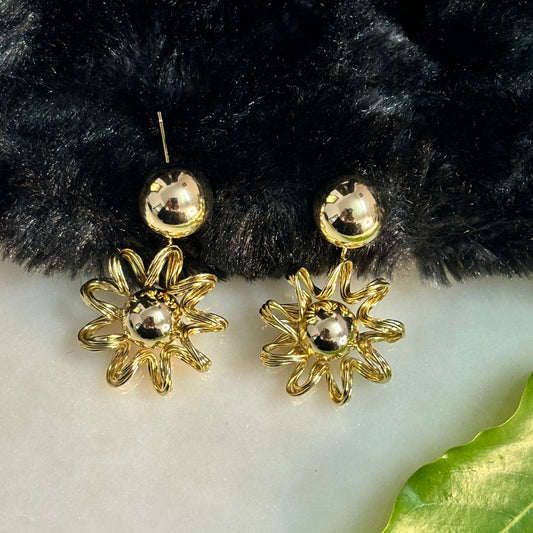 Flower Shape Western Earring