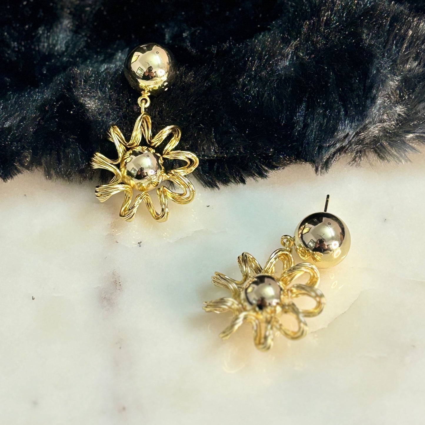 Flower Shape Western Earring