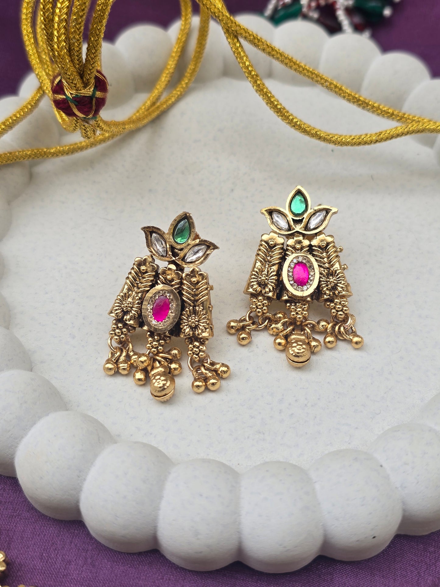 Antique Gold Temple Necklace Set with Multicolour Stones