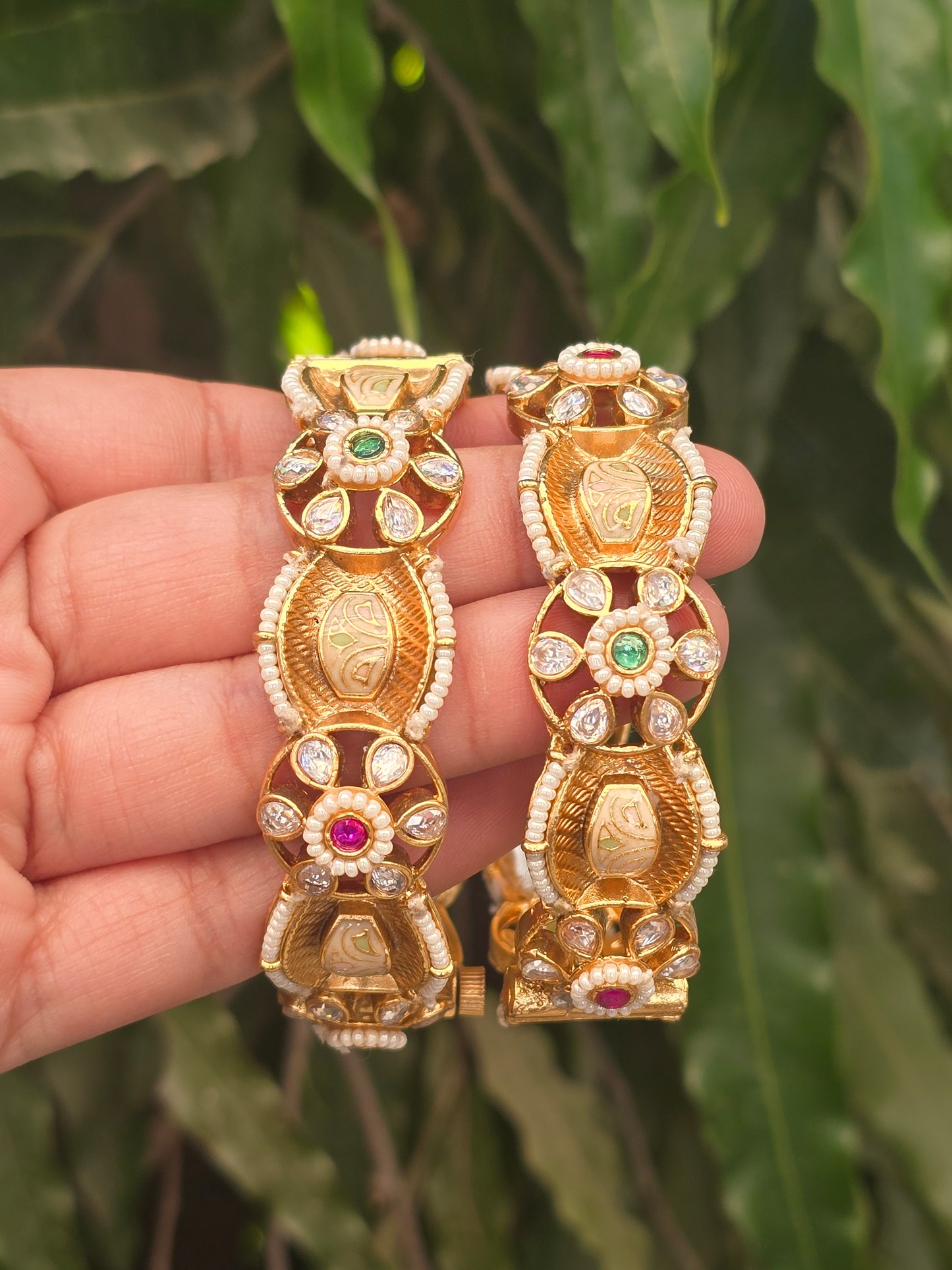 Antique Pearl-Edged Kada Openable  Bangles